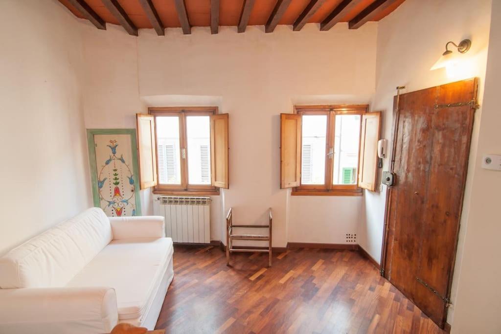 Romantic Apt In San Frediano Флоренция Экстерьер фото