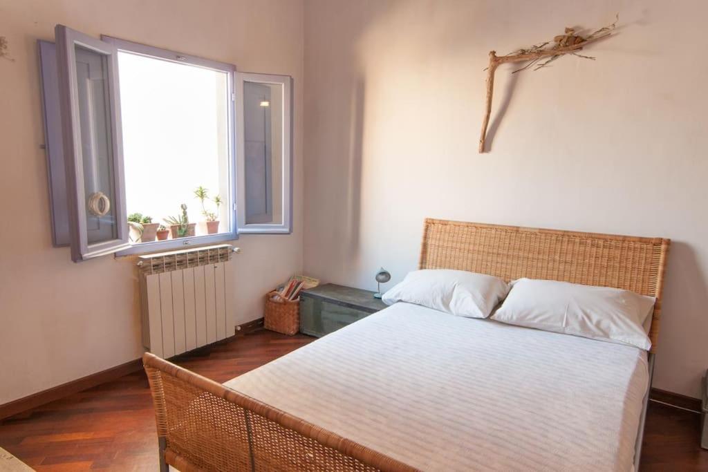 Romantic Apt In San Frediano Флоренция Экстерьер фото
